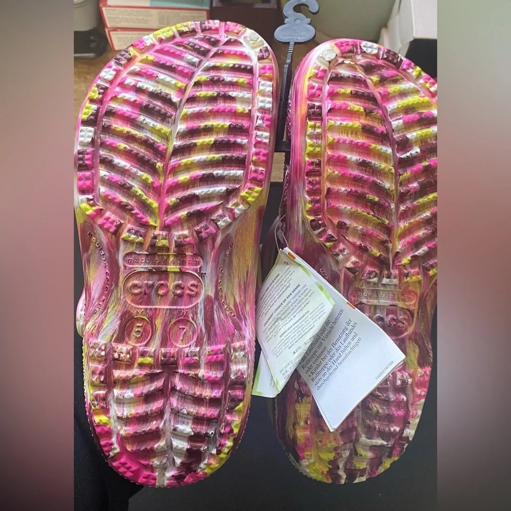 Crocs clogs - Picture 2 of 6